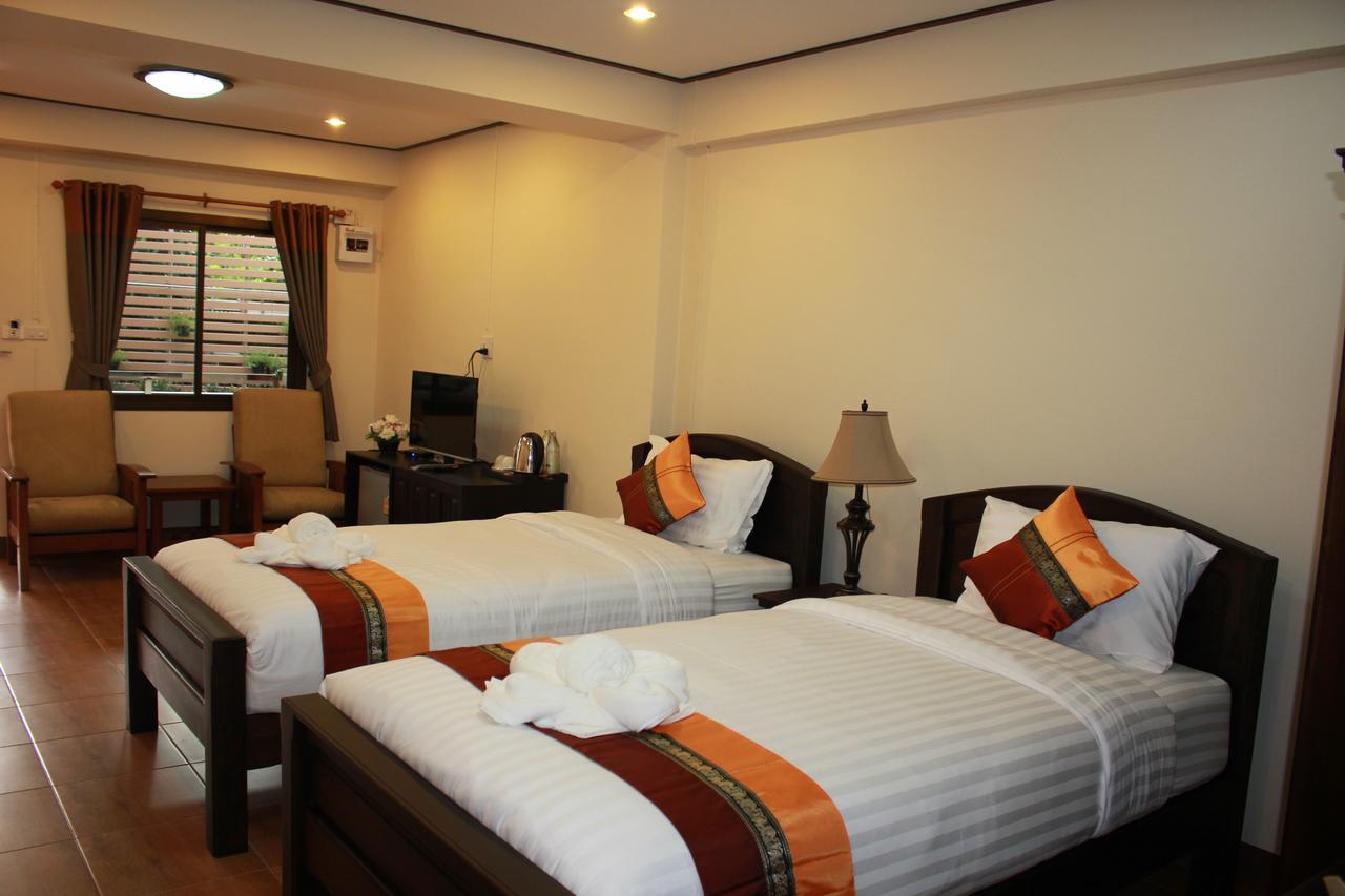 Nanbaankhun Hotel Экстерьер фото