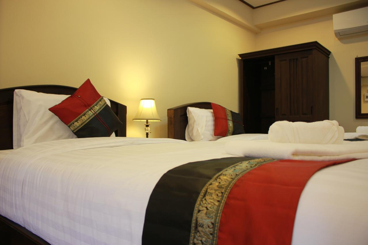 Nanbaankhun Hotel Экстерьер фото