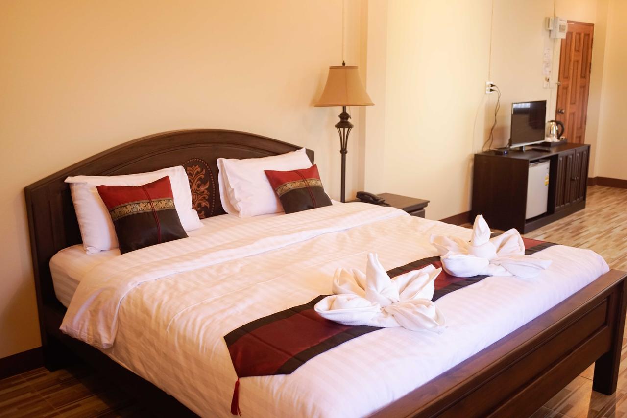 Nanbaankhun Hotel Экстерьер фото