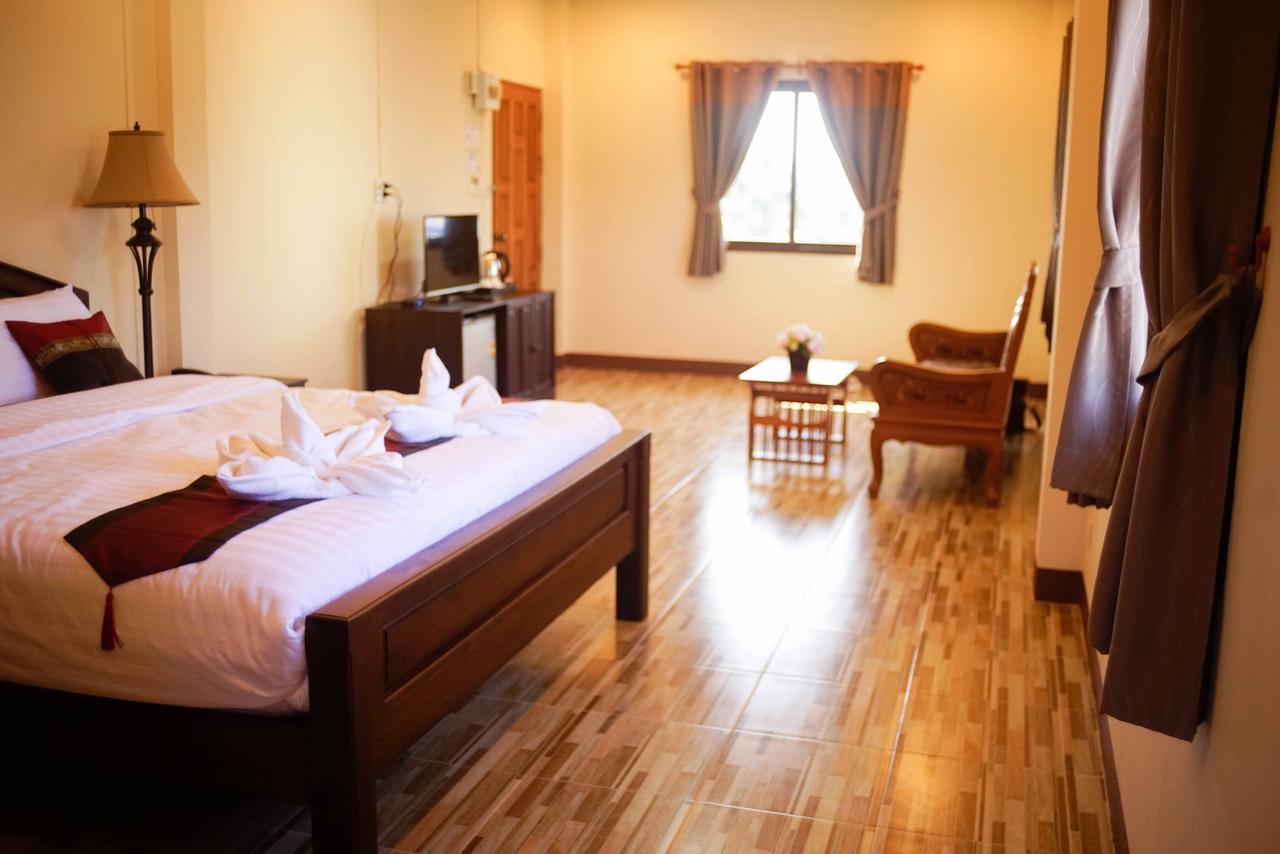 Nanbaankhun Hotel Экстерьер фото