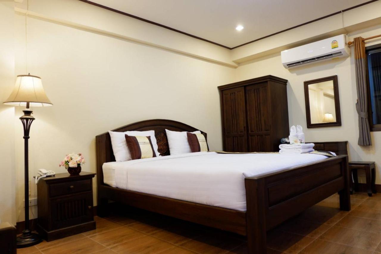 Nanbaankhun Hotel Экстерьер фото