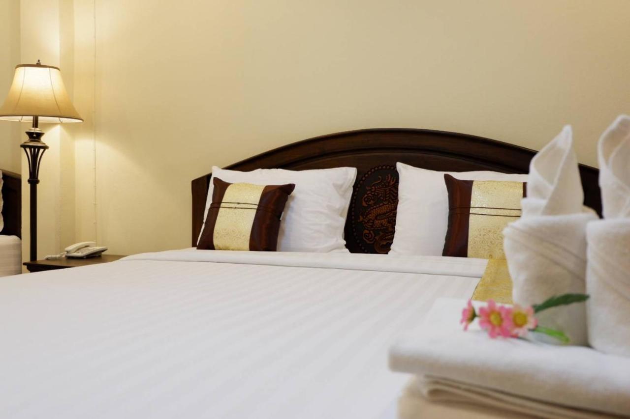 Nanbaankhun Hotel Экстерьер фото