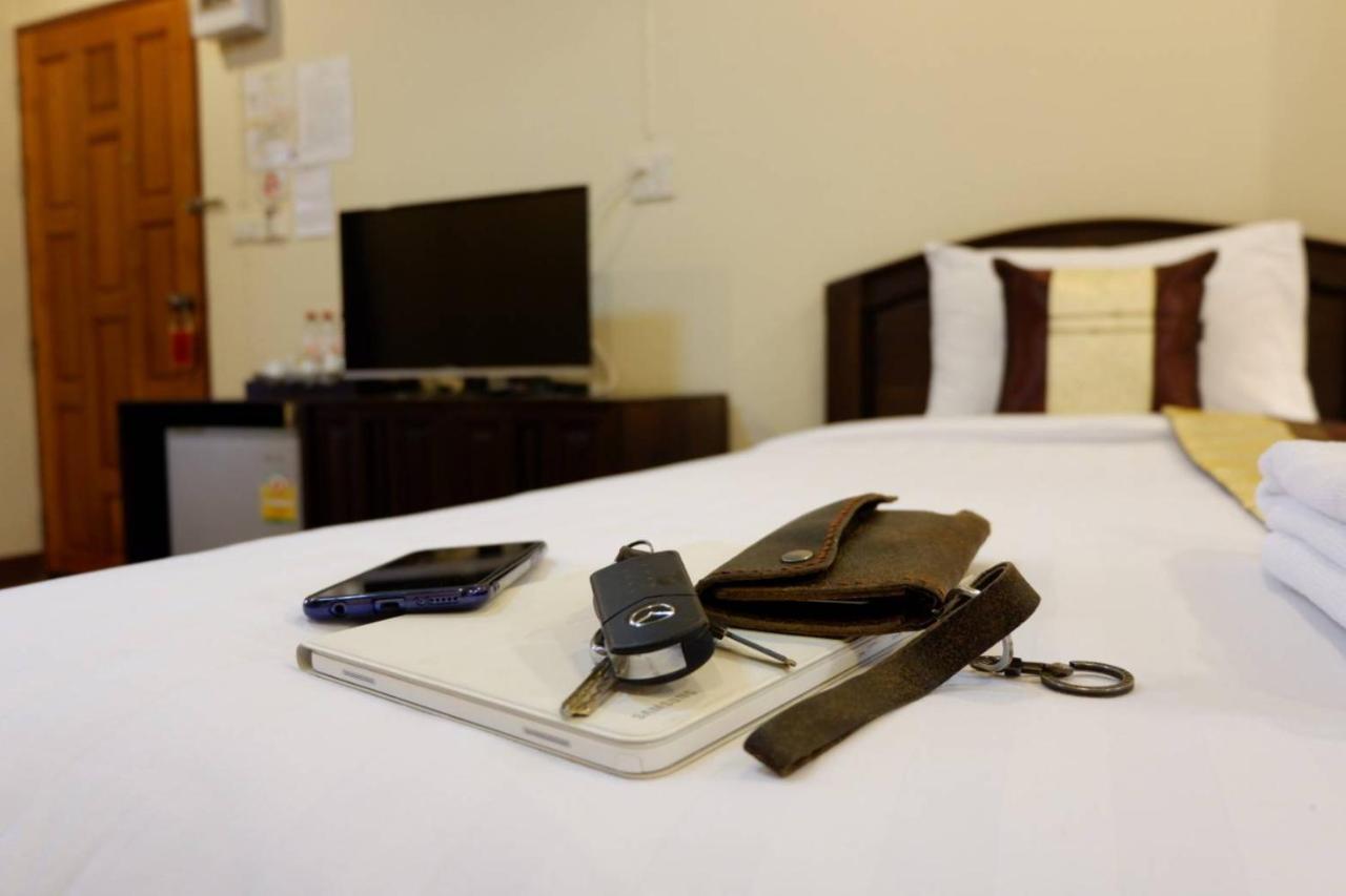 Nanbaankhun Hotel Экстерьер фото