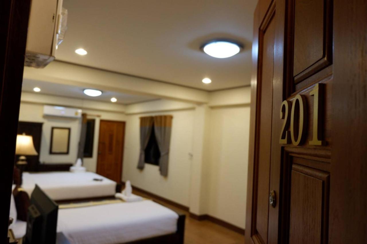 Nanbaankhun Hotel Экстерьер фото