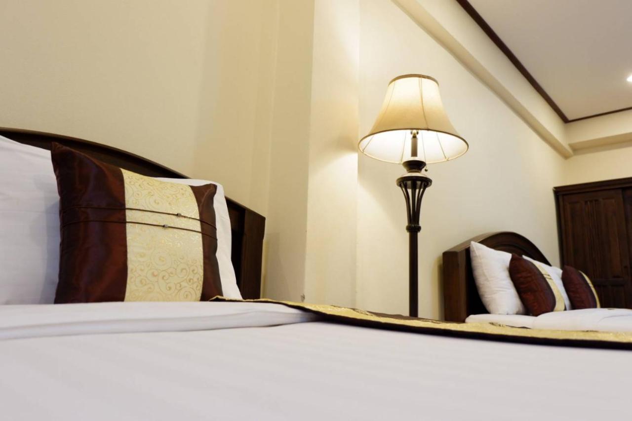 Nanbaankhun Hotel Экстерьер фото