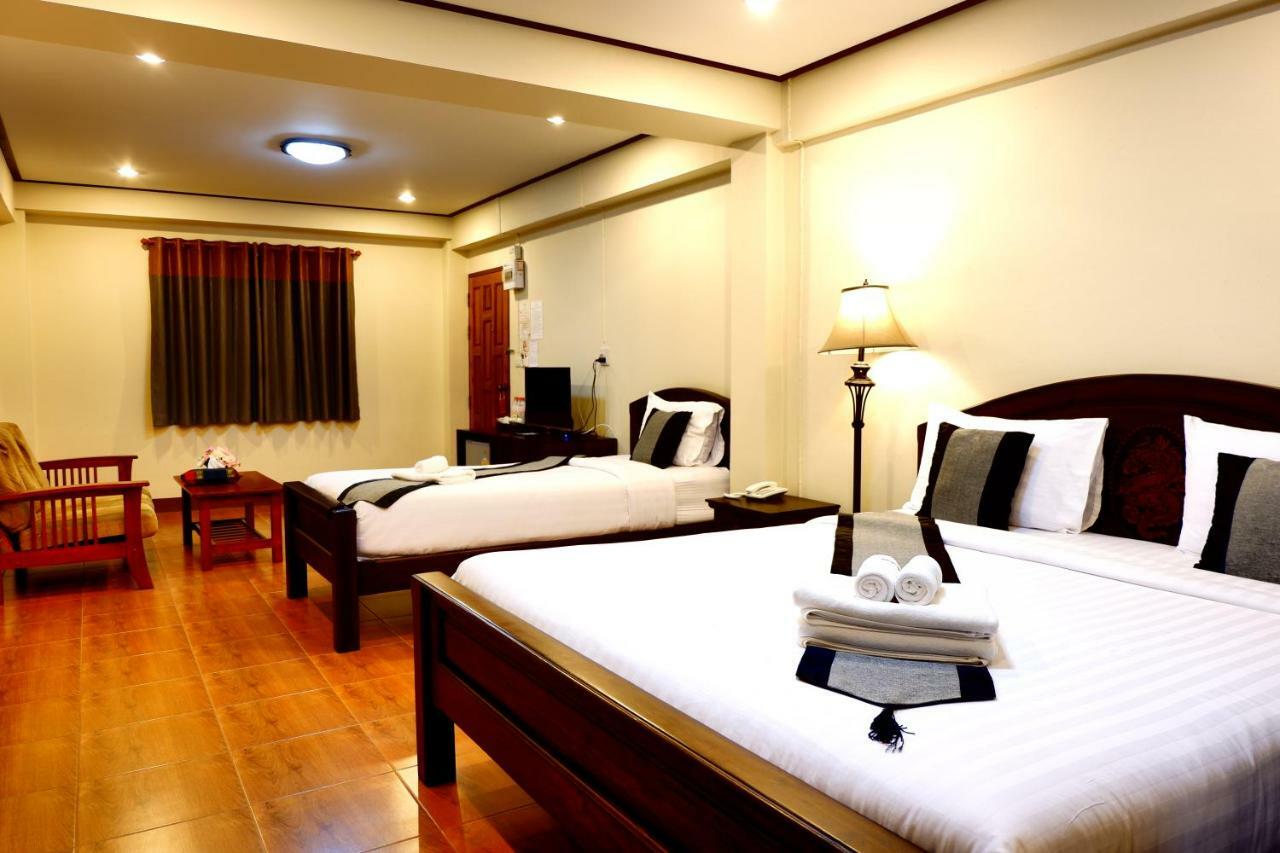 Nanbaankhun Hotel Экстерьер фото